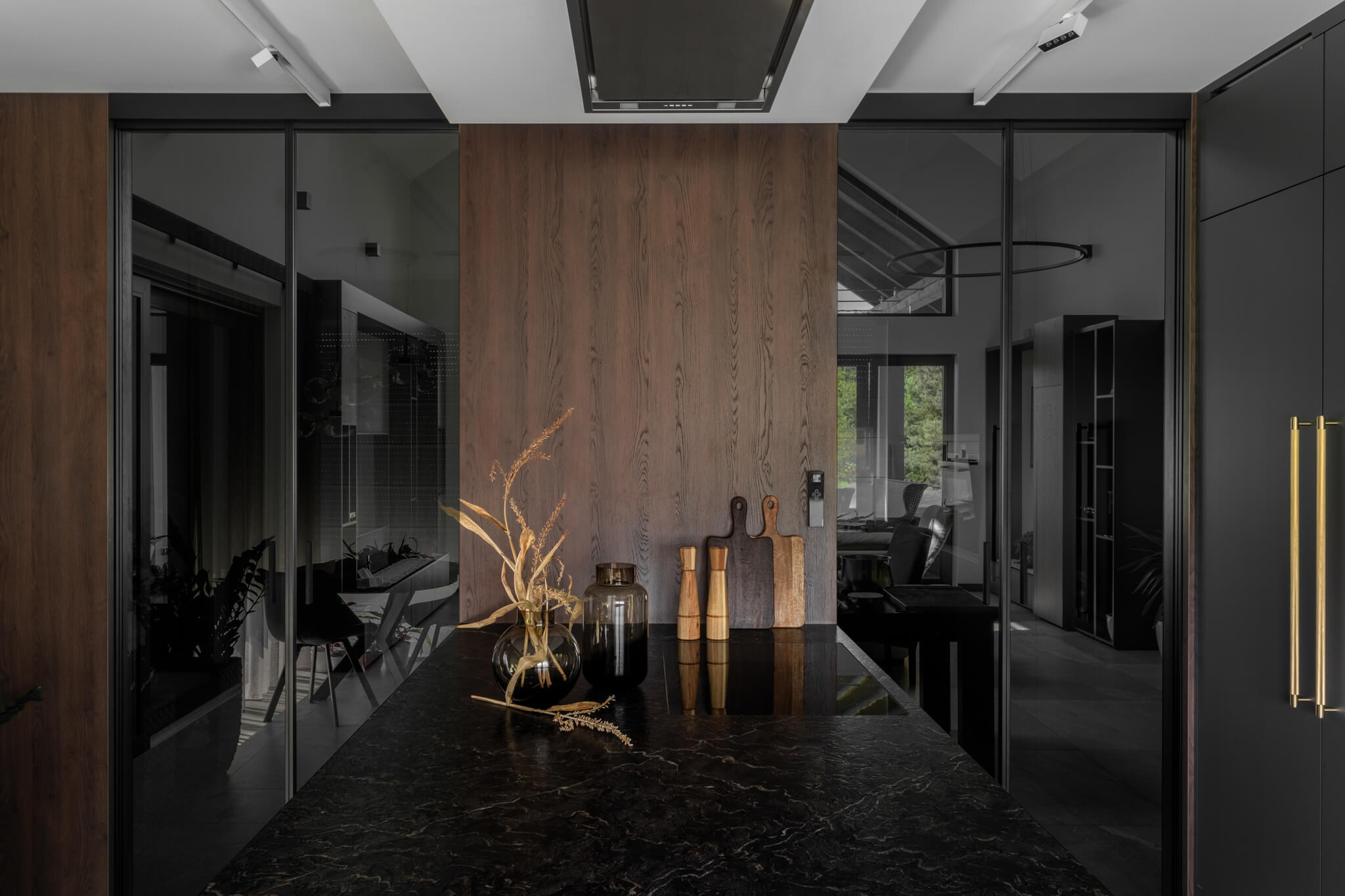 Kiedy rzemiosło spotyka innowację. Ewolucja meblarstwa w stronę perfekcji