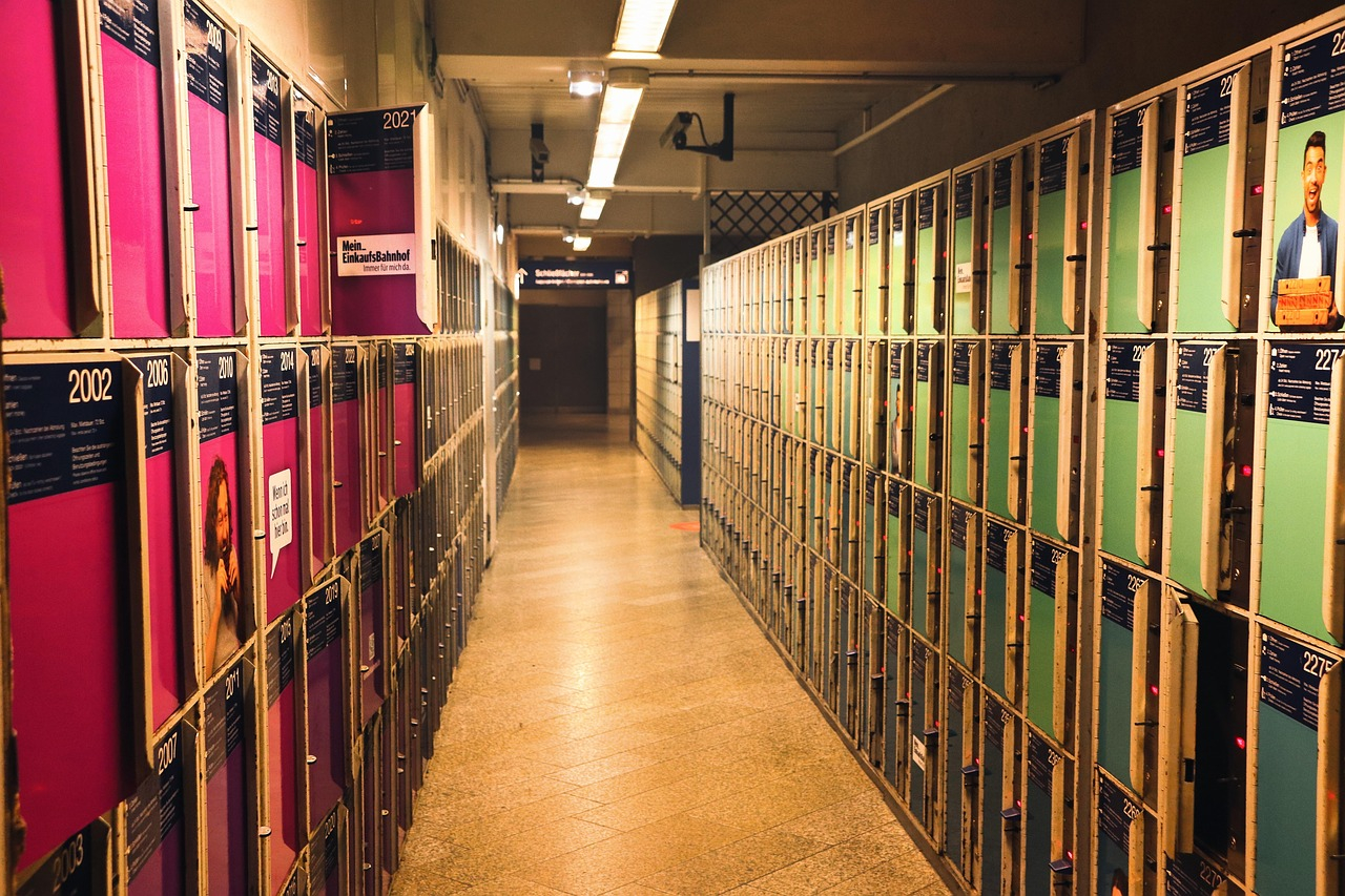 Szafka szkolna – porządek, bezpieczeństwo i funkcjonalność w nowoczesnej szkole